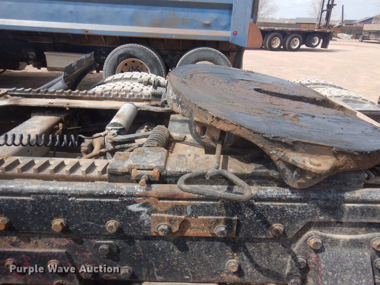 image for item DM5425 1996 Peterbilt 378  semi truck