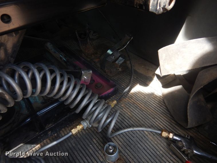 image for item DM5425 1996 Peterbilt 378  semi truck