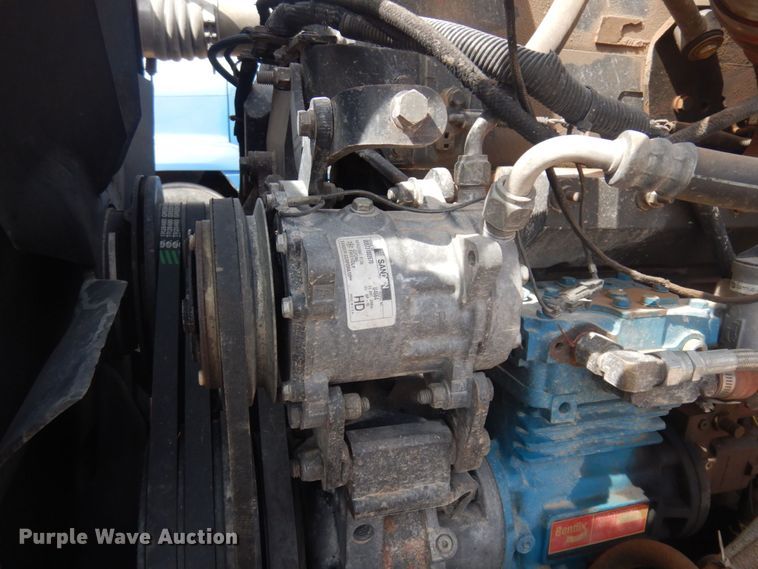 image for item DM5425 1996 Peterbilt 378  semi truck