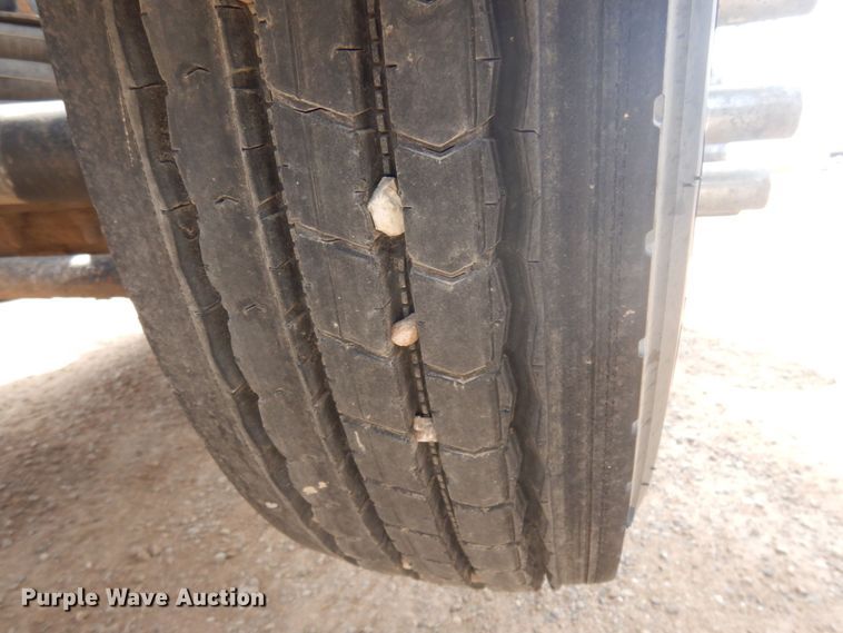 image for item DM5425 1996 Peterbilt 378  semi truck