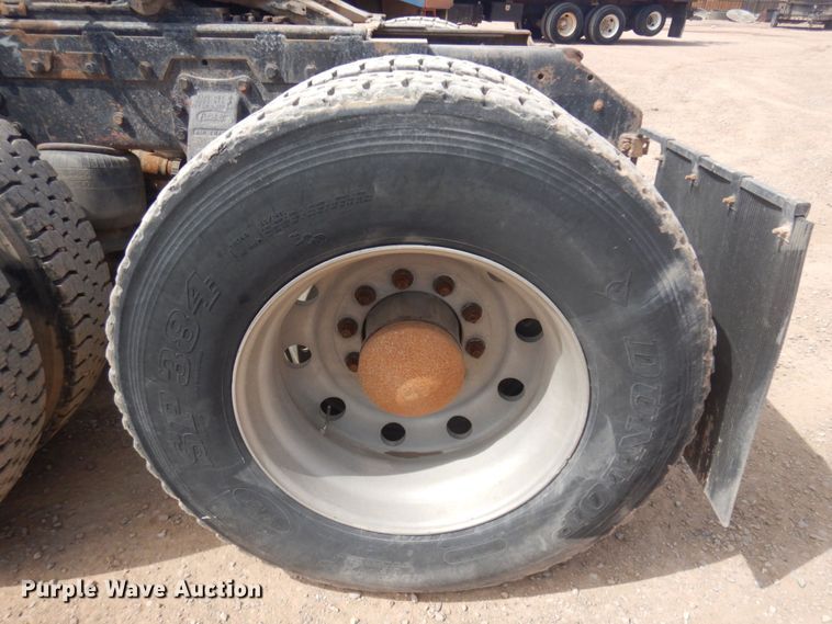 image for item DM5425 1996 Peterbilt 378  semi truck