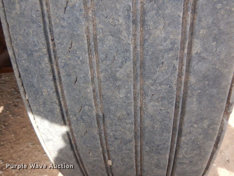 image for item DM5425 1996 Peterbilt 378  semi truck