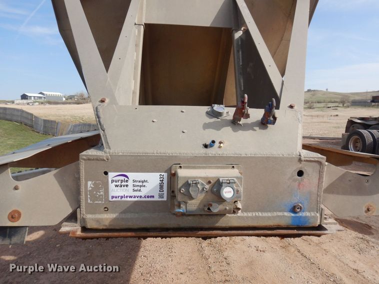 image for item DM5432 1993 Beall Transline  bottom dump trailer