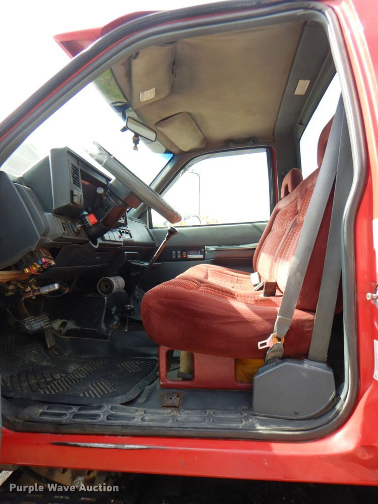 image for item DM6184 1998 GMC C6500  rollback truck