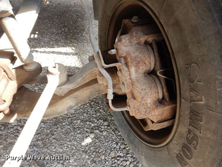 image for item DM6184 1998 GMC C6500  rollback truck