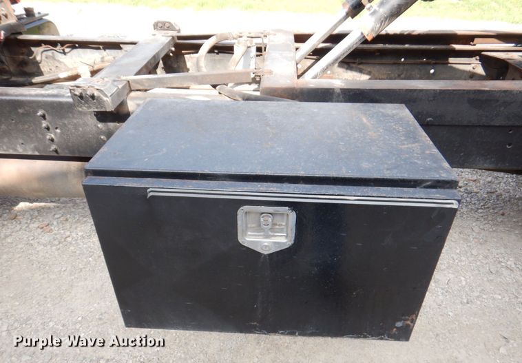 image for item DM6184 1998 GMC C6500  rollback truck