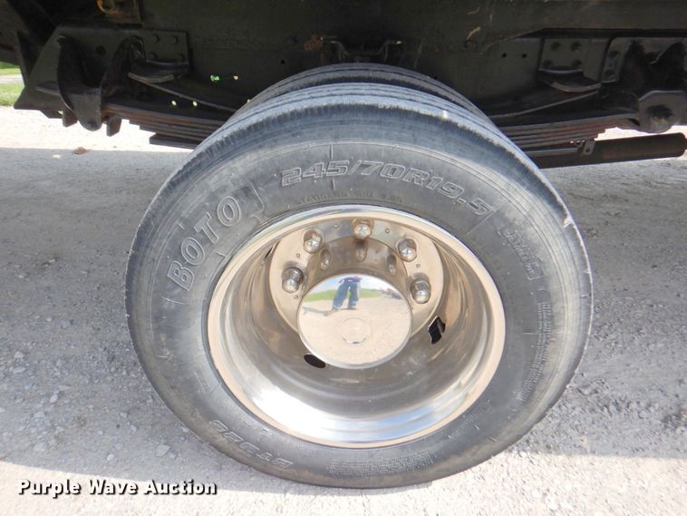 image for item DM6184 1998 GMC C6500  rollback truck