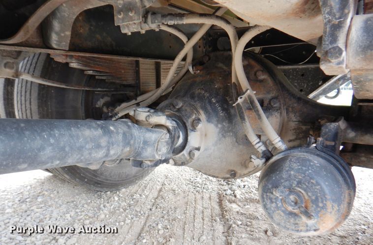 image for item DM6187 1996 International 4900  dump flatbed truck