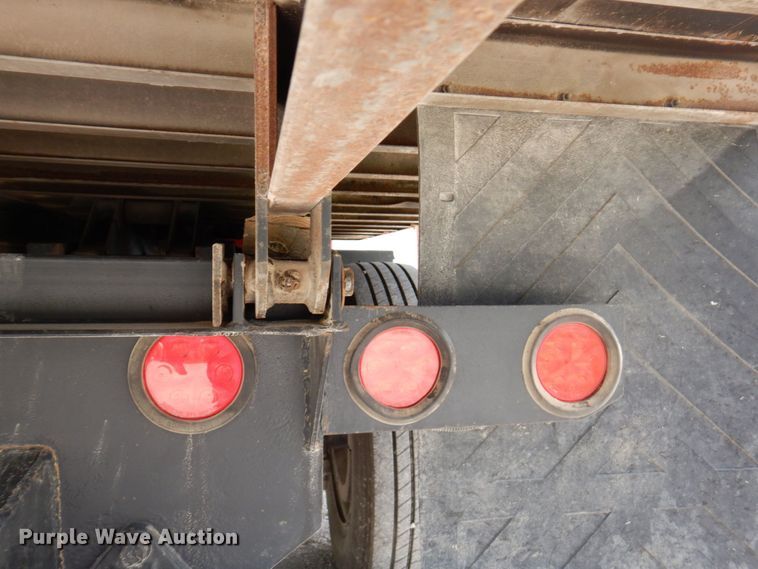 image for item DM6187 1996 International 4900  dump flatbed truck