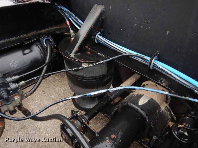 image for item DM7317 1998 Trail King TK70HDG-452  lowboy equipment trailer