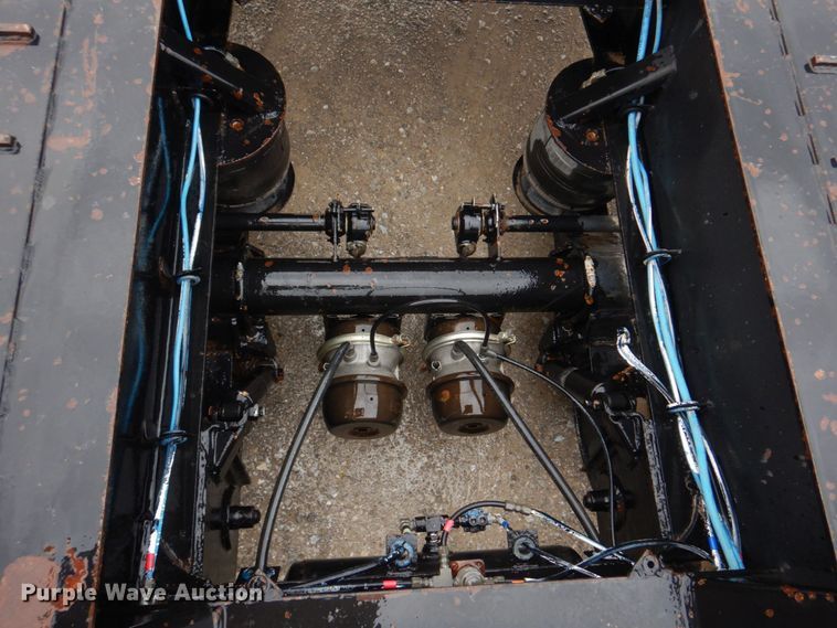 image for item DM7317 1998 Trail King TK70HDG-452  lowboy equipment trailer