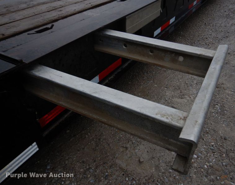 image for item DM7317 1998 Trail King TK70HDG-452  lowboy equipment trailer