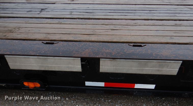 image for item DM7317 1998 Trail King TK70HDG-452  lowboy equipment trailer