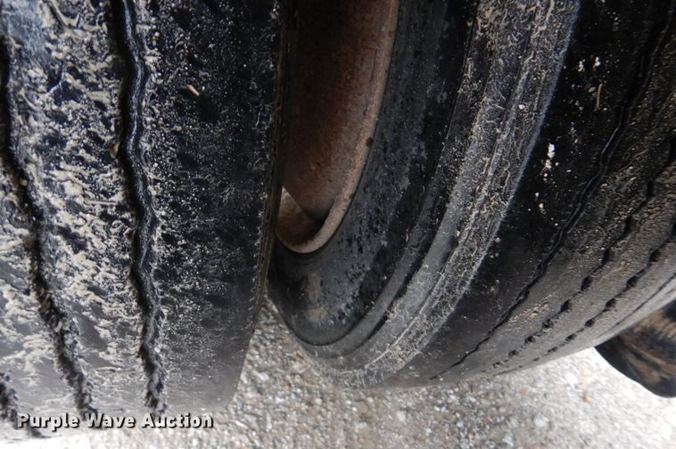 image for item DM7317 1998 Trail King TK70HDG-452  lowboy equipment trailer