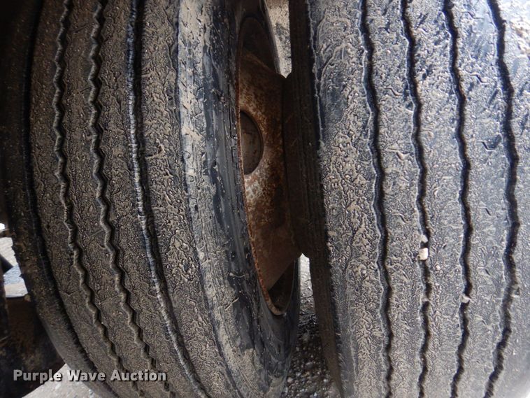 image for item DM7317 1998 Trail King TK70HDG-452  lowboy equipment trailer