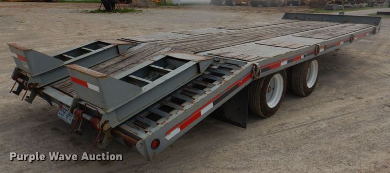 image for item DM7334 2008 Interstate 40DLA  equipment trailer