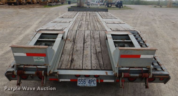 image for item DM7334 2008 Interstate 40DLA  equipment trailer