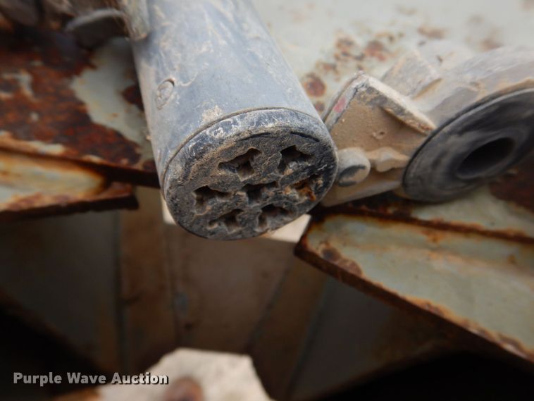 image for item DM7334 2008 Interstate 40DLA  equipment trailer