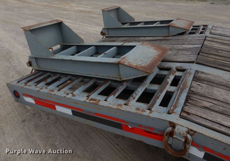 image for item DM7334 2008 Interstate 40DLA  equipment trailer