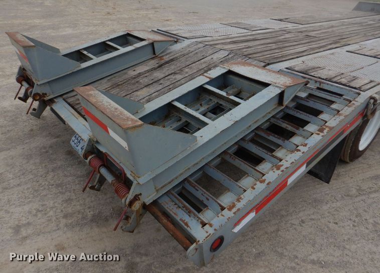image for item DM7334 2008 Interstate 40DLA  equipment trailer