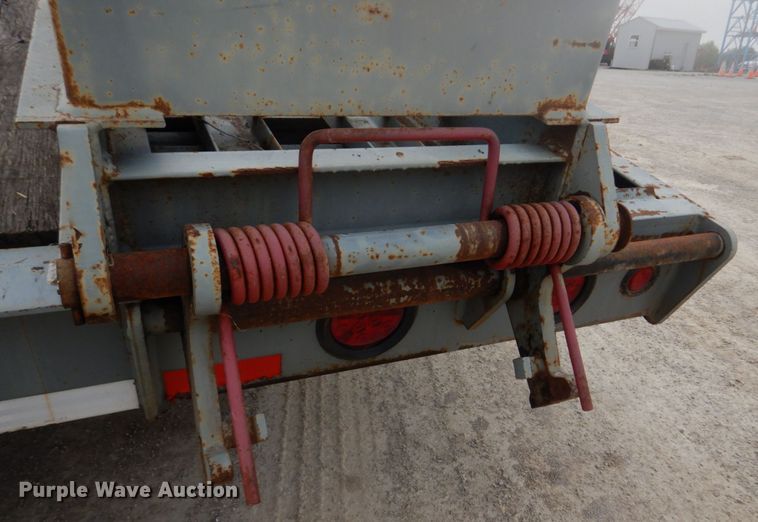 image for item DM7334 2008 Interstate 40DLA  equipment trailer