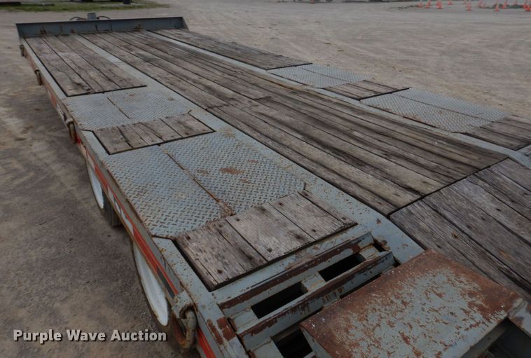 image for item DM7334 2008 Interstate 40DLA  equipment trailer