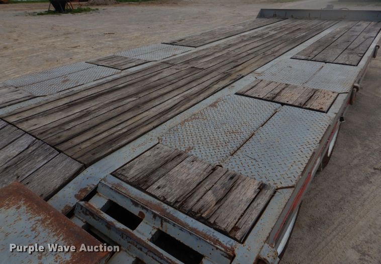 image for item DM7334 2008 Interstate 40DLA  equipment trailer