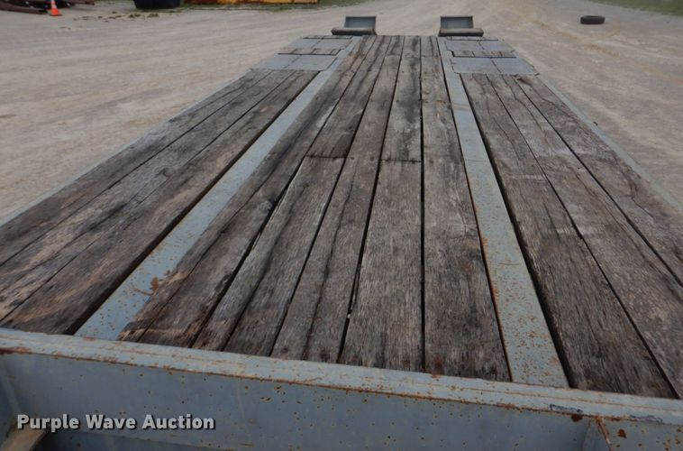 image for item DM7334 2008 Interstate 40DLA  equipment trailer