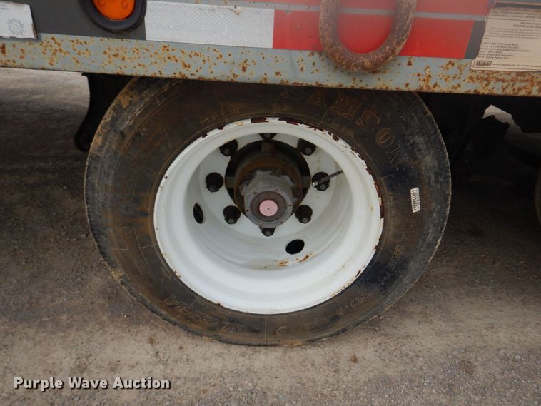 image for item DM7334 2008 Interstate 40DLA  equipment trailer