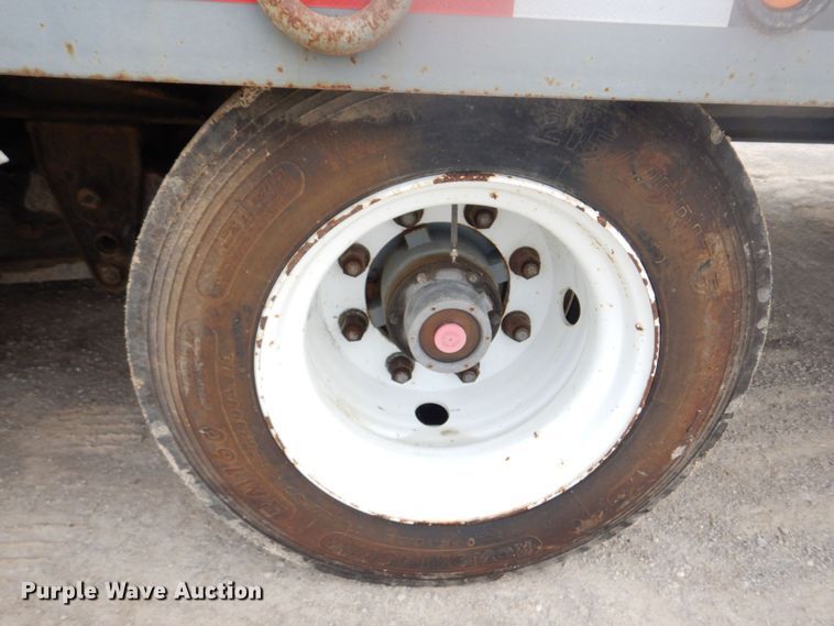 image for item DM7334 2008 Interstate 40DLA  equipment trailer