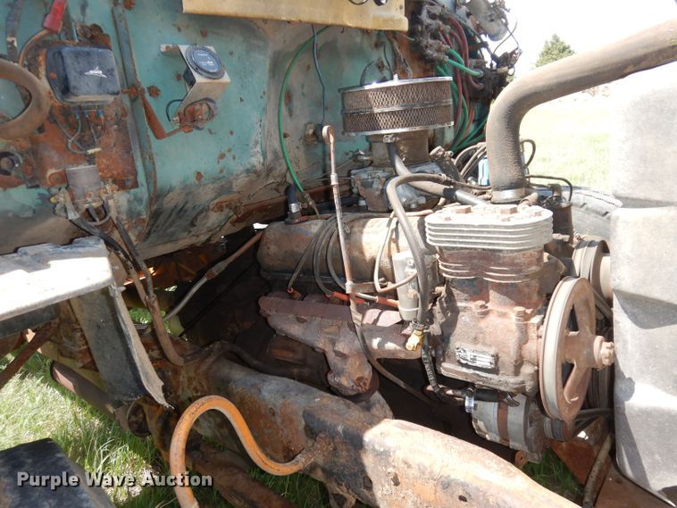 image for item DN1505 1971 Ford 750  semi truck