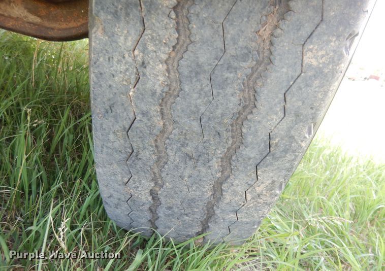 image for item DN1505 1971 Ford 750  semi truck