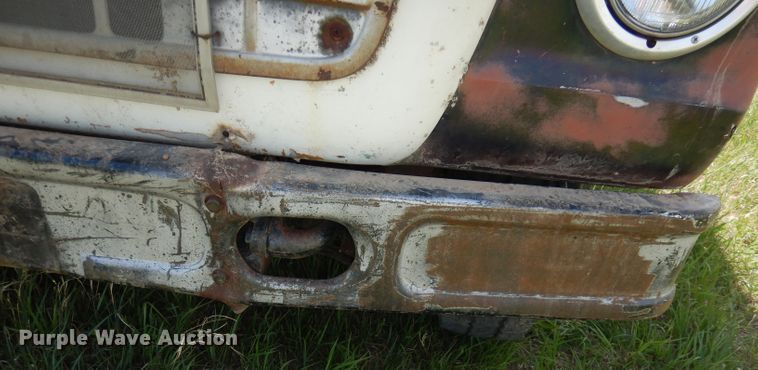 image for item DN1505 1971 Ford 750  semi truck