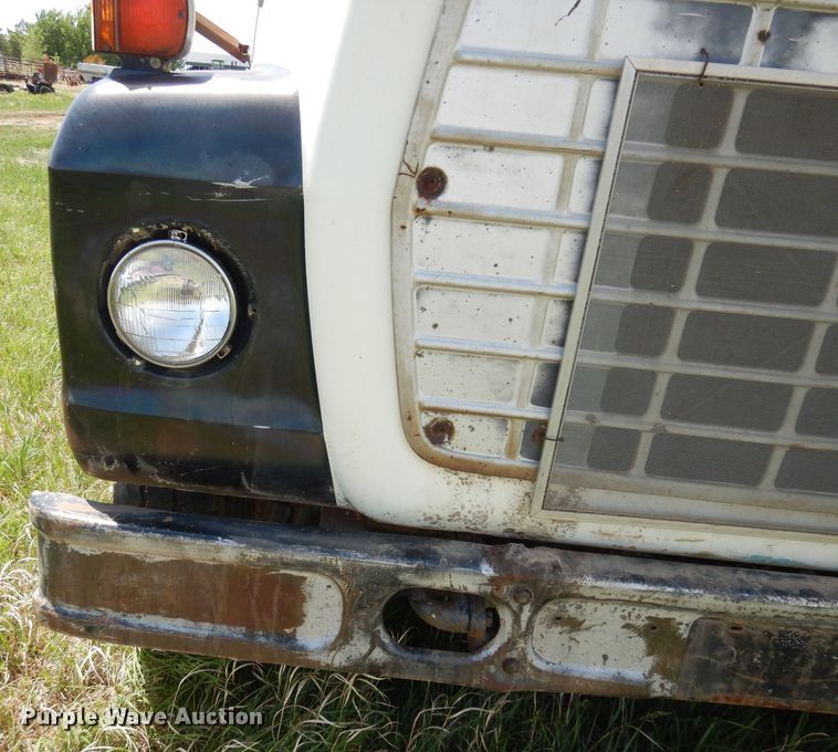 image for item DN1505 1971 Ford 750  semi truck