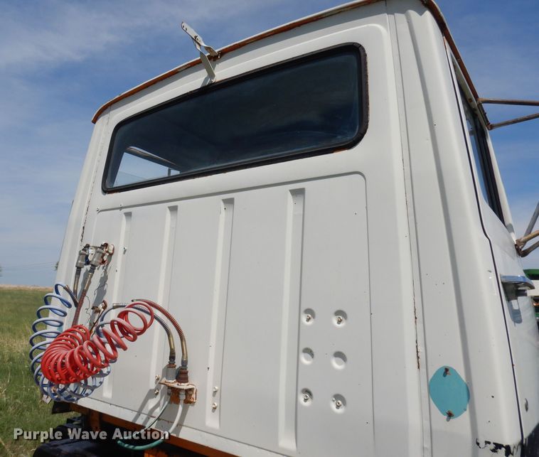 image for item DN1505 1971 Ford 750  semi truck