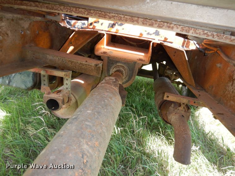 image for item DN1505 1971 Ford 750  semi truck