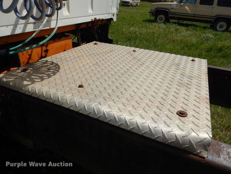 image for item DN1505 1971 Ford 750  semi truck