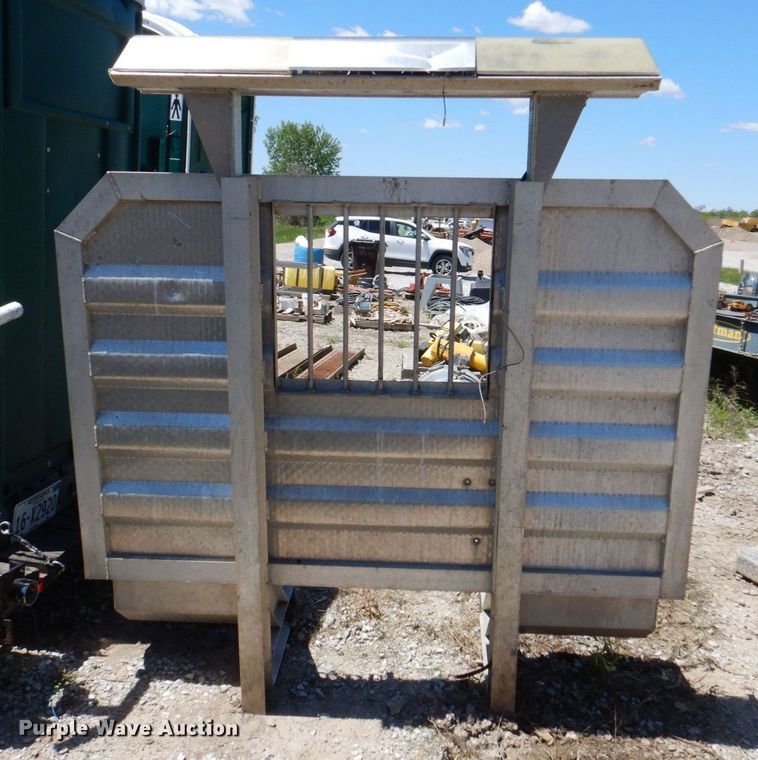 image for item DN7398 Ludwell  aluminum headache rack