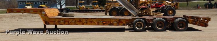 image for item DR0350 1979 HFTH  drop deck equipment trailer