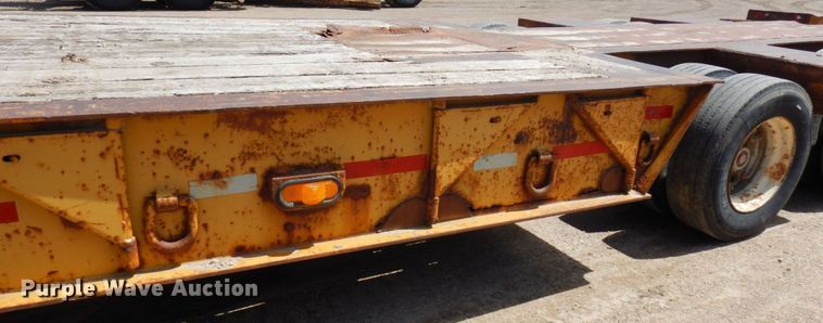 image for item DR0350 1979 HFTH  drop deck equipment trailer