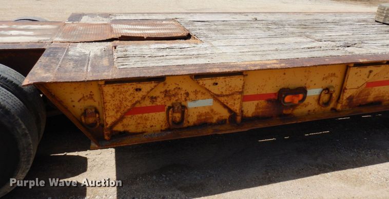 image for item DR0350 1979 HFTH  drop deck equipment trailer