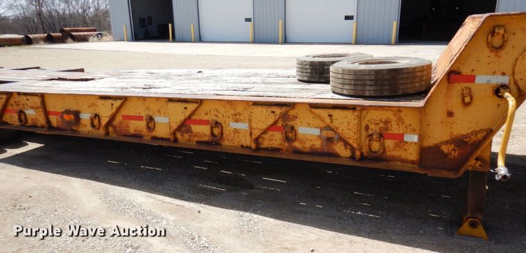 image for item DR0350 1979 HFTH  drop deck equipment trailer