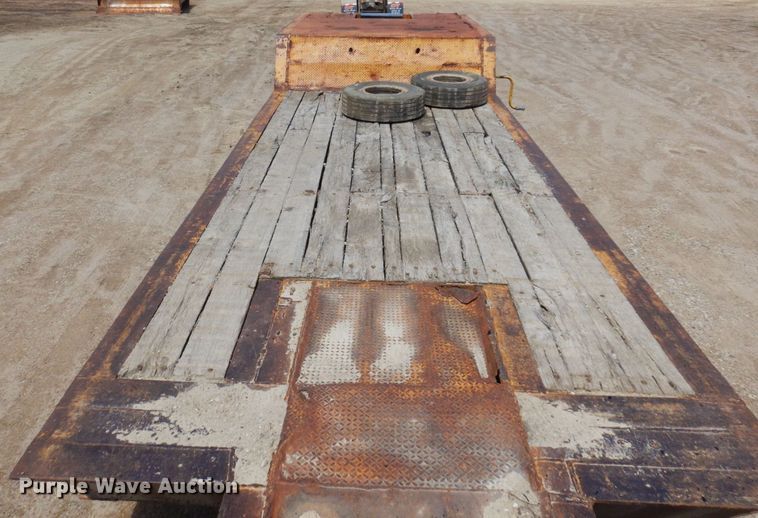 image for item DR0350 1979 HFTH  drop deck equipment trailer