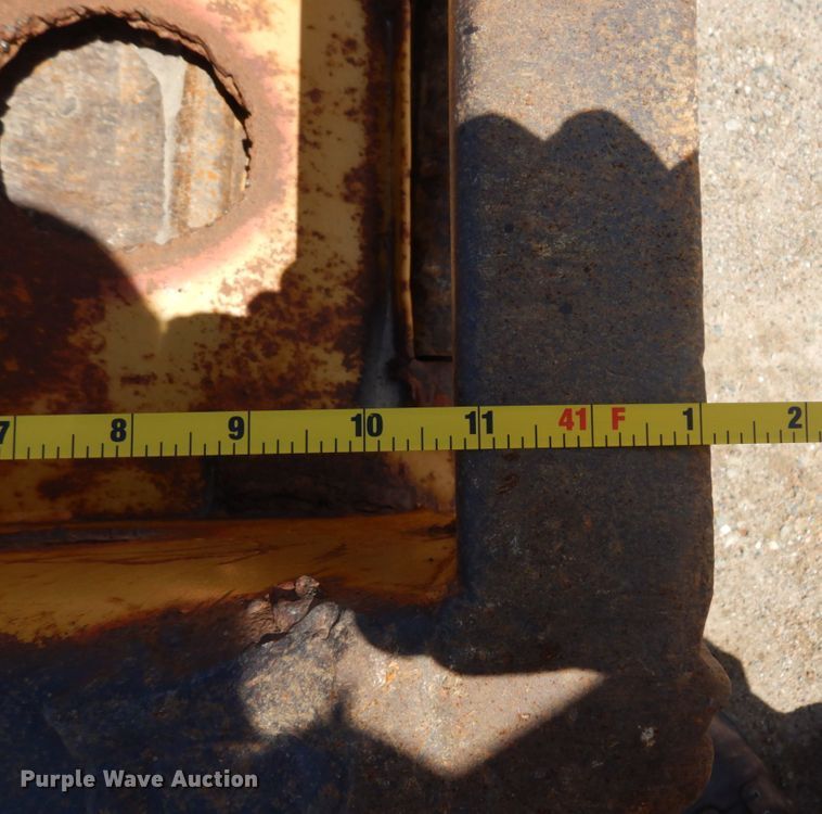 image for item DR0350 1979 HFTH  drop deck equipment trailer