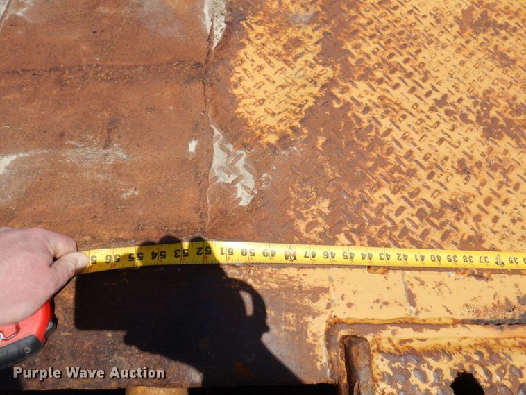 image for item DR0350 1979 HFTH  drop deck equipment trailer