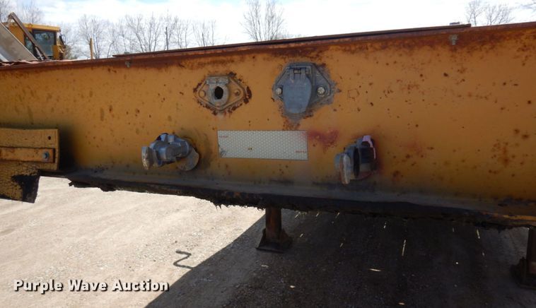 image for item DR0350 1979 HFTH  drop deck equipment trailer