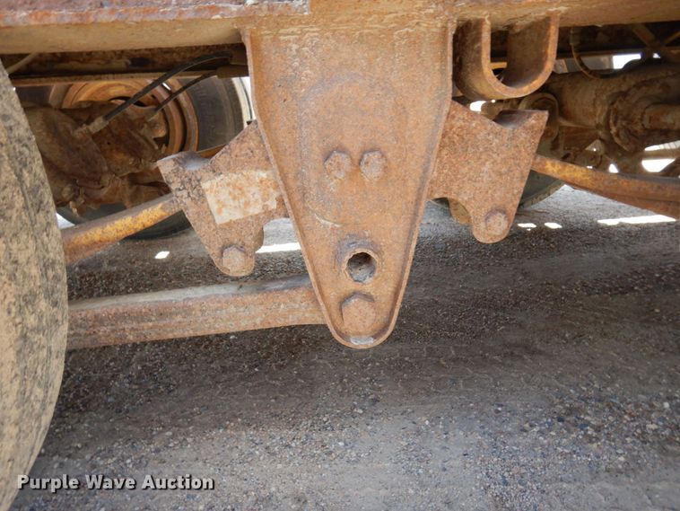 image for item DR0350 1979 HFTH  drop deck equipment trailer