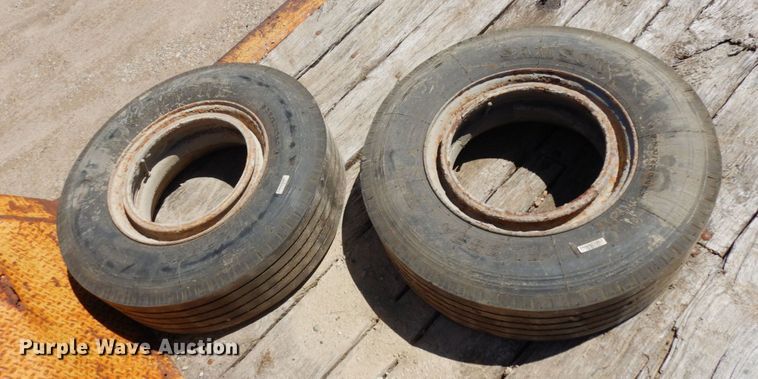 image for item DR0350 1979 HFTH  drop deck equipment trailer