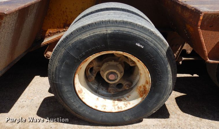 image for item DR0350 1979 HFTH  drop deck equipment trailer