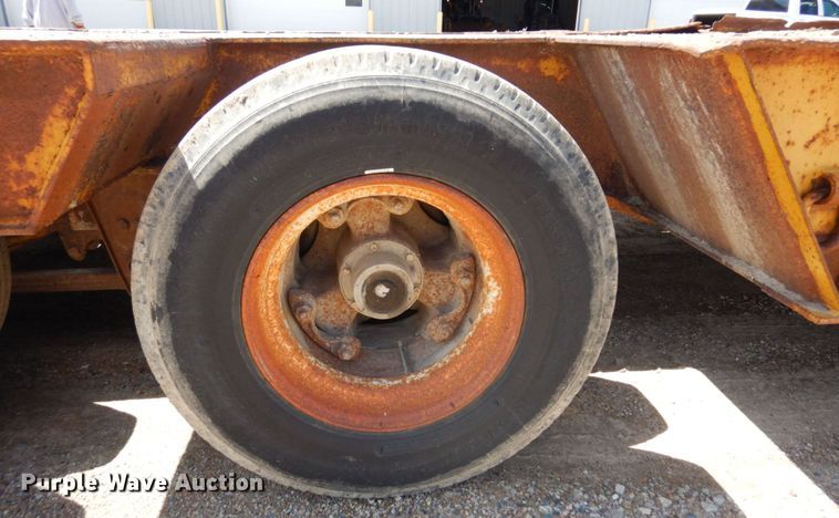 image for item DR0350 1979 HFTH  drop deck equipment trailer